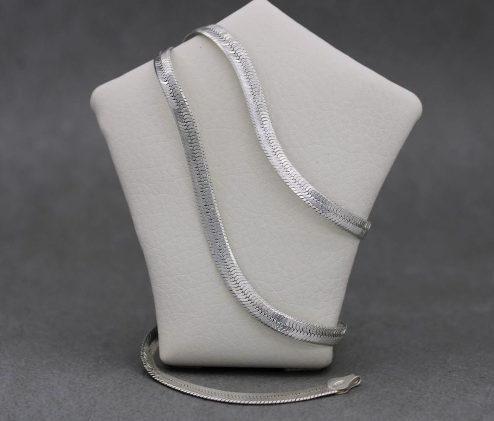 Sterling silver herringbone chain necklace