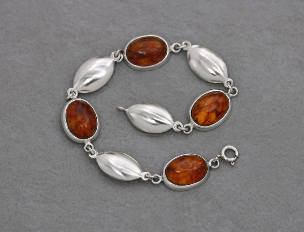 Sterling silver & amber bracelet