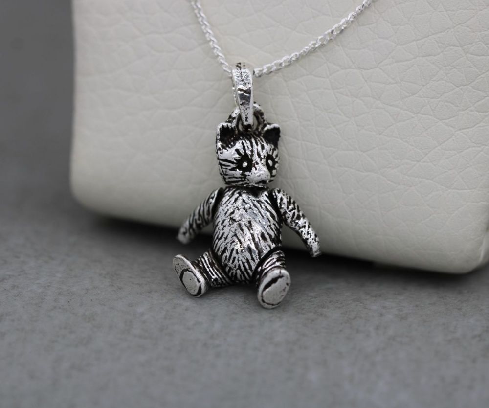 NEW Sterling silver articulated teddy bear necklace