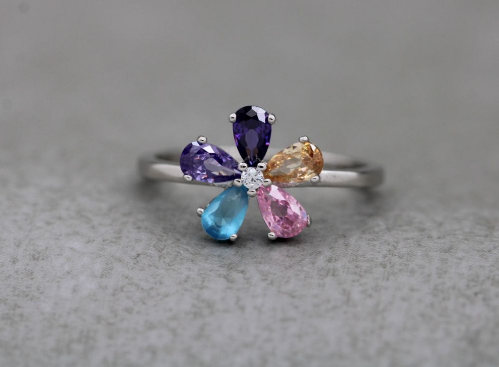NEW Sterling silver flower cluster ring with multi-colour petals (L 1/2)