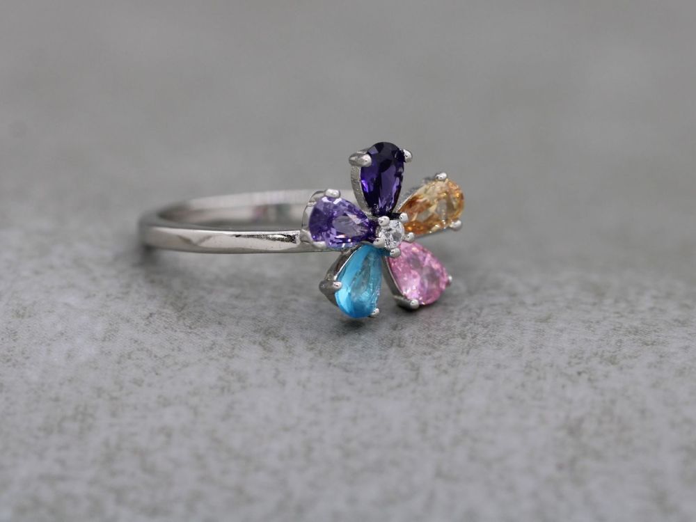 NEW Sterling silver flower cluster ring with multi-colour petals (M)