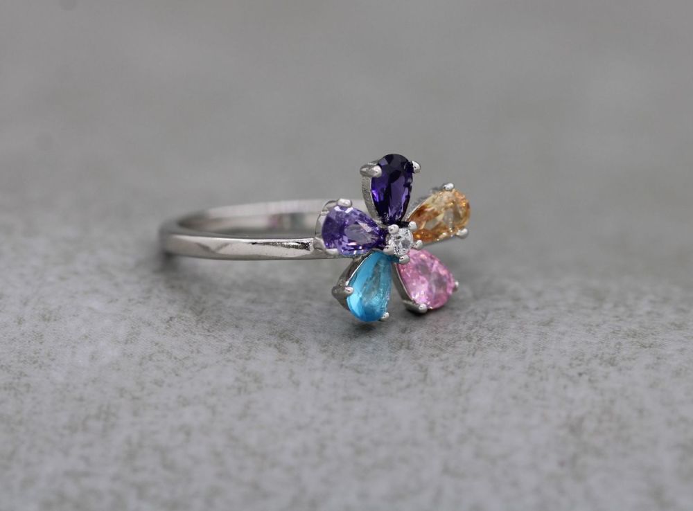 NEW Sterling silver flower cluster ring with multi-colour petals (O)