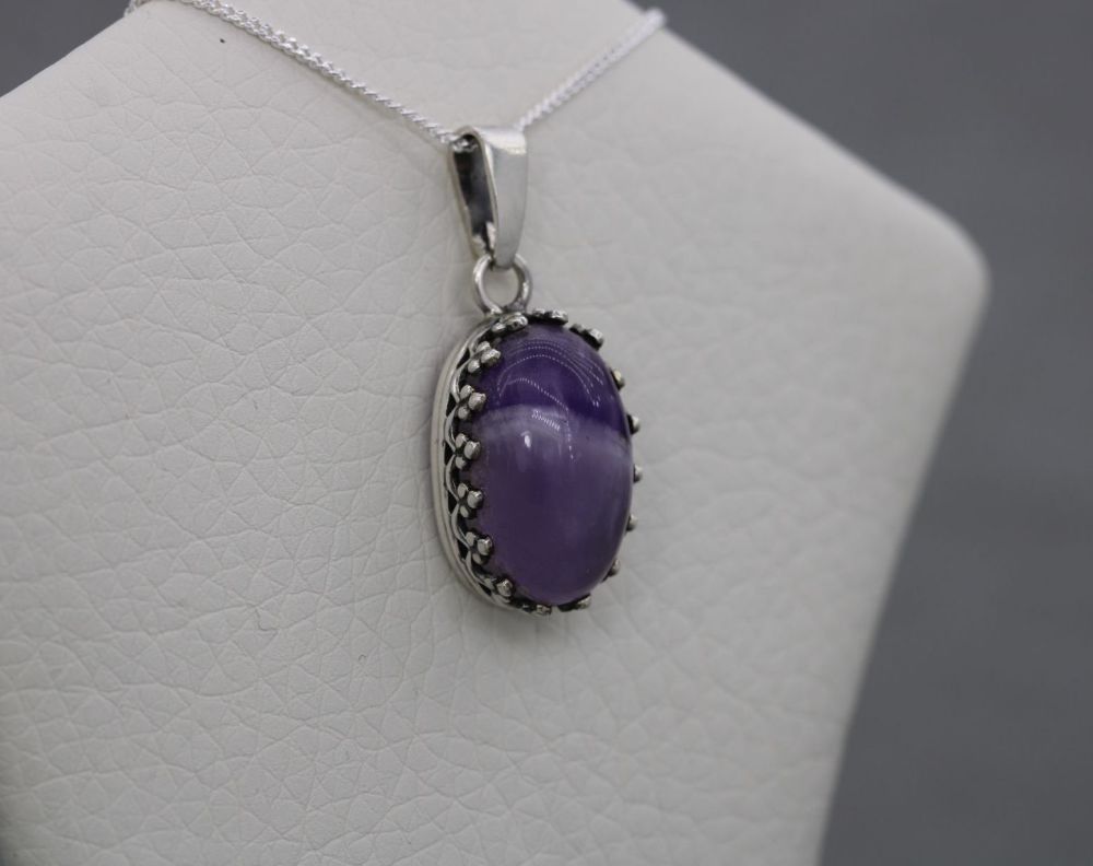Sterling silver & banded amethyst necklace