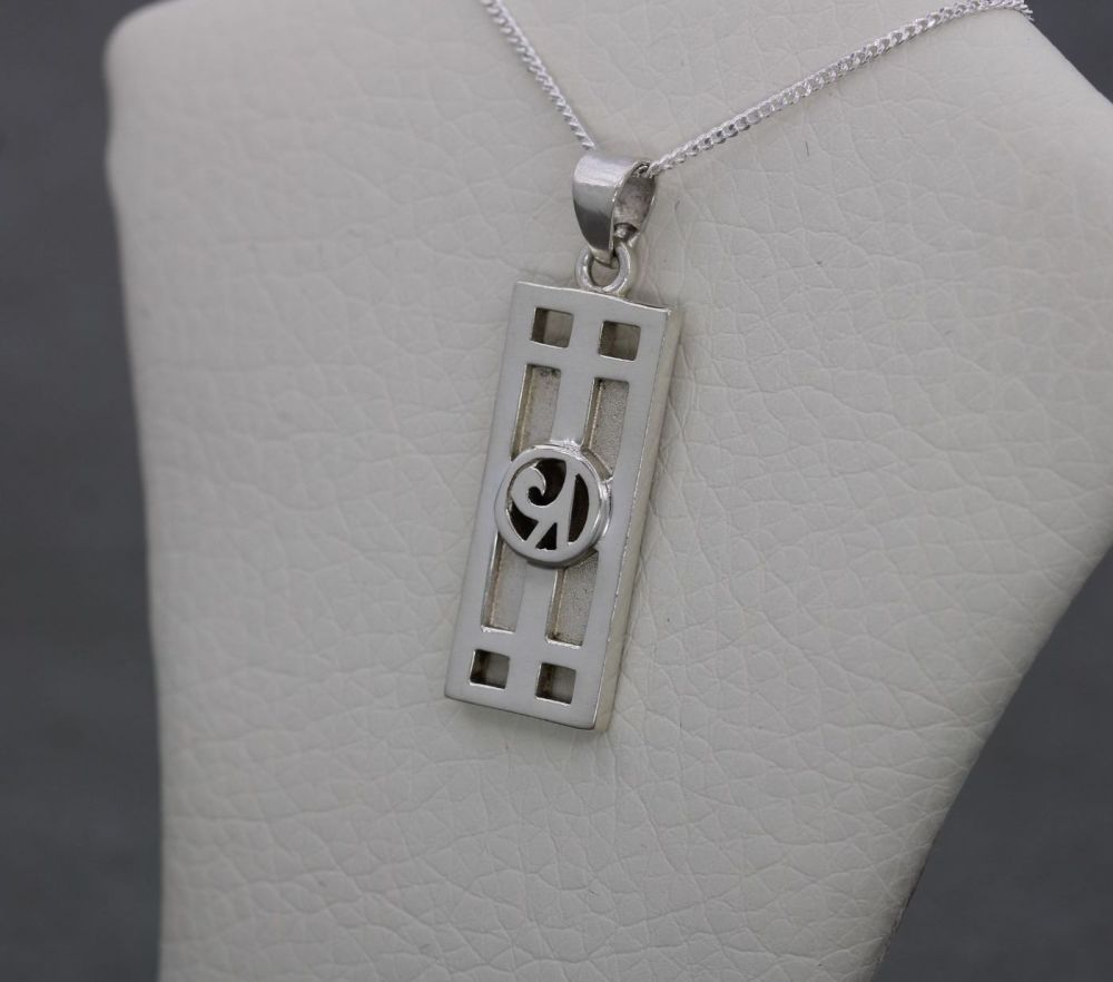 REFURBISHED Sterling silver rectangular abstract necklace