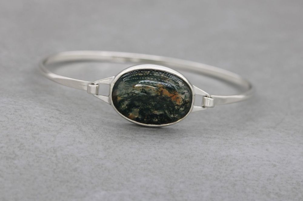 Vintage sterling silver & moss agate bangle