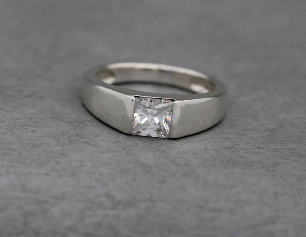 Sterling silver & clear square stone solitaire ring
