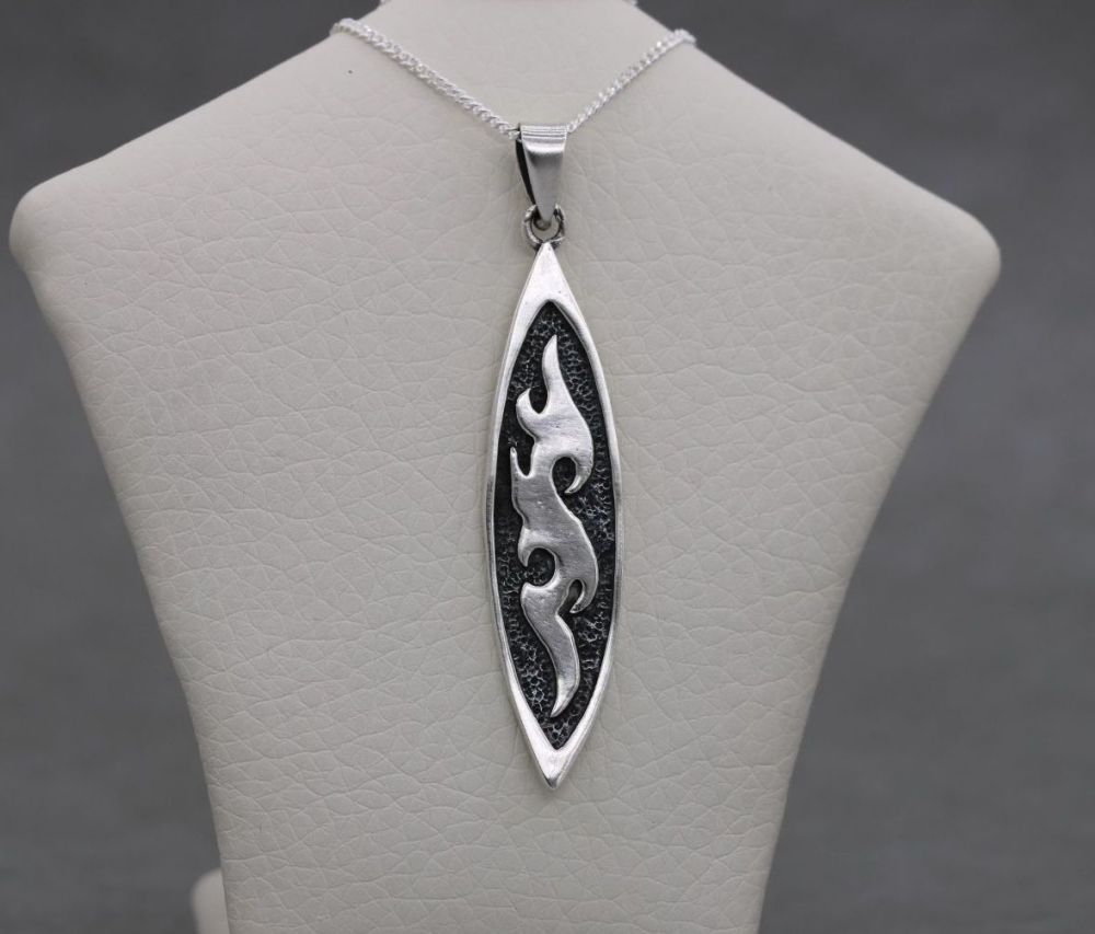 NEW Sterling silver tribal / surf style necklace