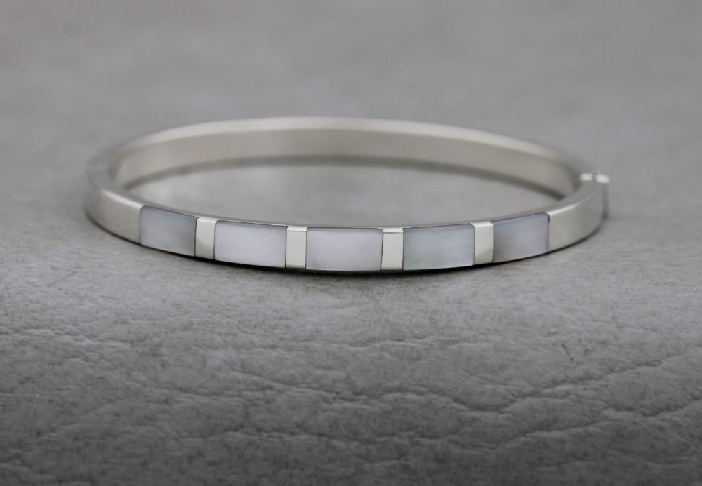 Sterling silver & mother of pearl bangle