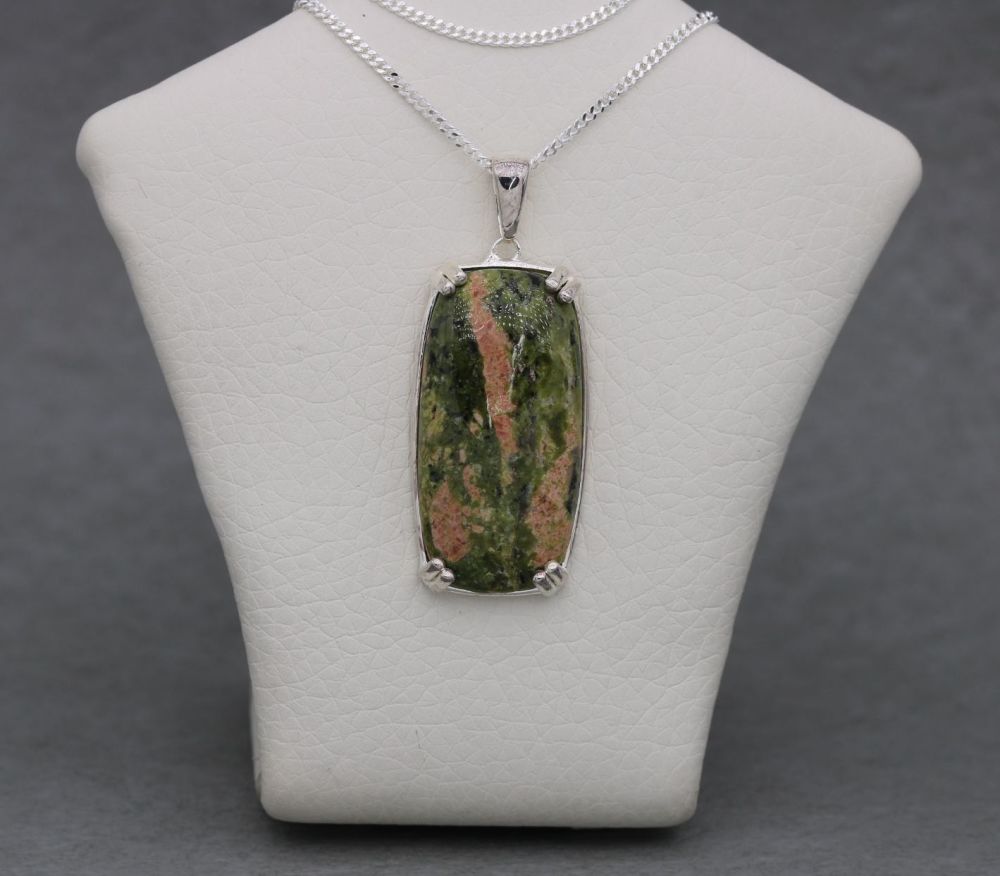 Sterling silver & unakite necklace
