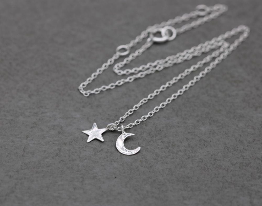 NEW Delicate sterling silver anklet with moon & star charms
