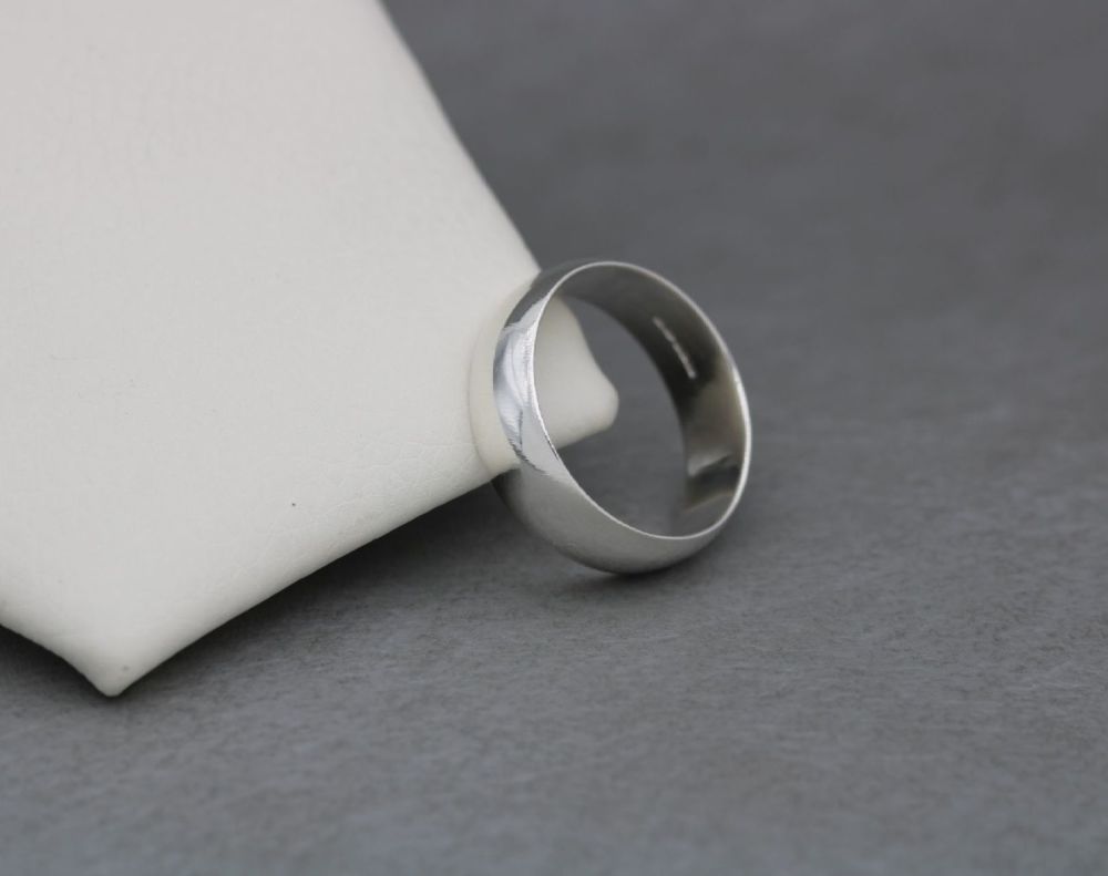 Sterling silver 'D' profile wedding band ring (Z)