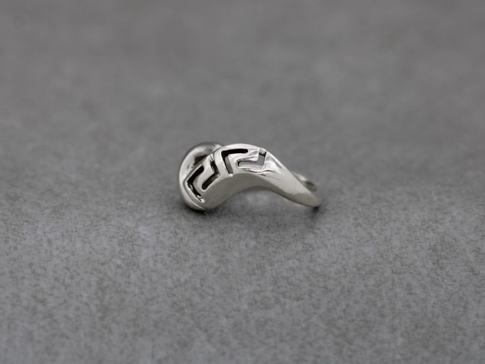 REFURBISHED Unusual asymmetric sterling silver ring with a Greek key pattern (L)