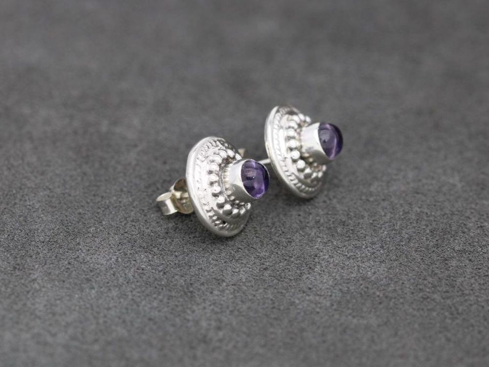 REFURBISHED Sterling silver & amethyst Bali style stud earrings