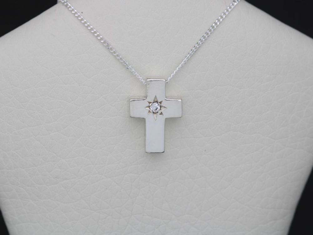 REFURBISHED Small sterling silver & clear stone cross necklace