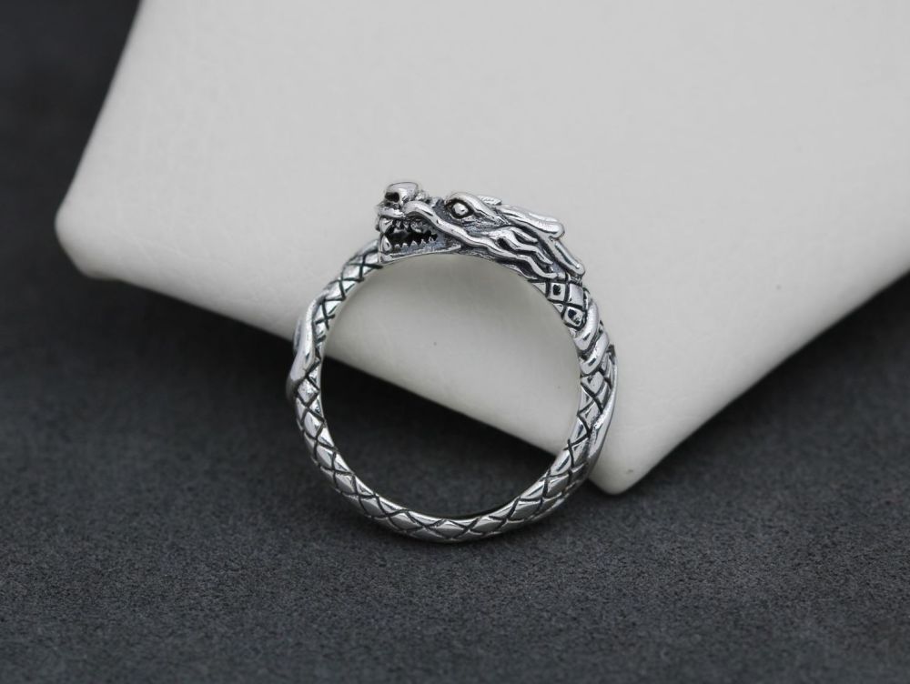 NEW Sterling silver dragon wrap ring (O ½)