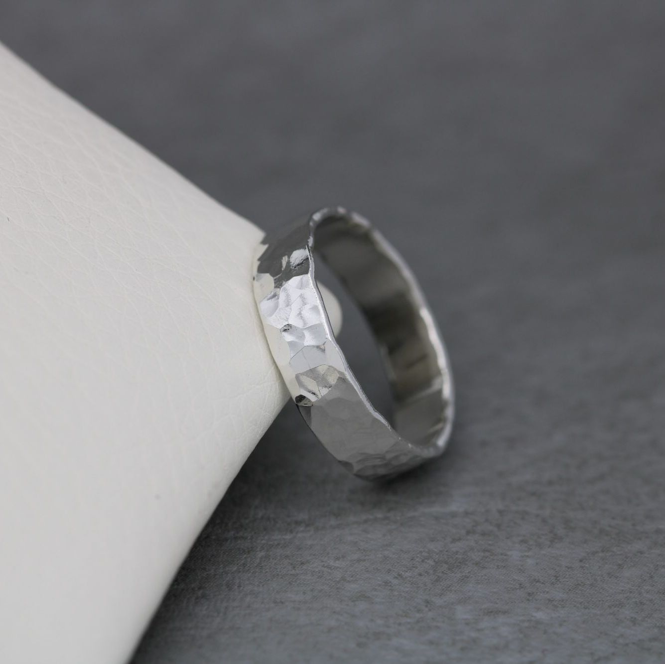ST7159 ST7148 ring was textured now hammered band (1) copy