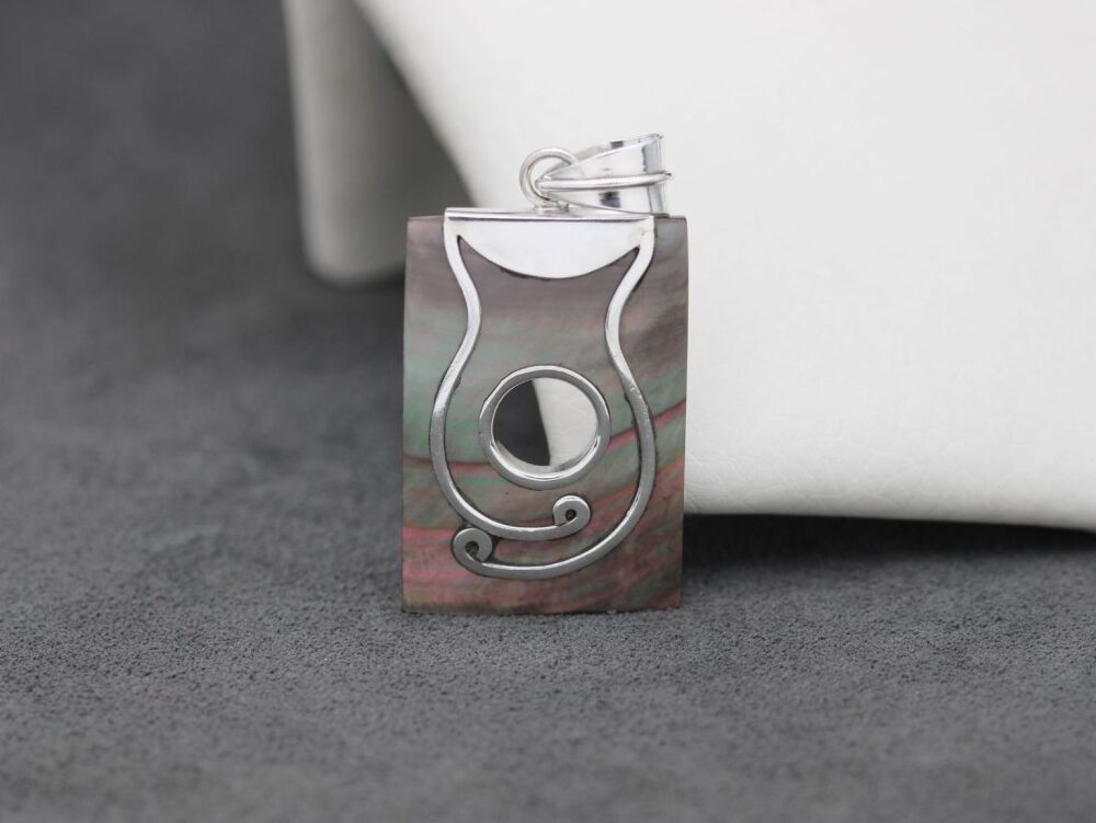 REFURBISHED Sterling silver & abalone cat pendant