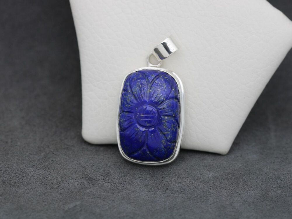 REFURBISHED Sterling silver & carved lapis lazuli pendant