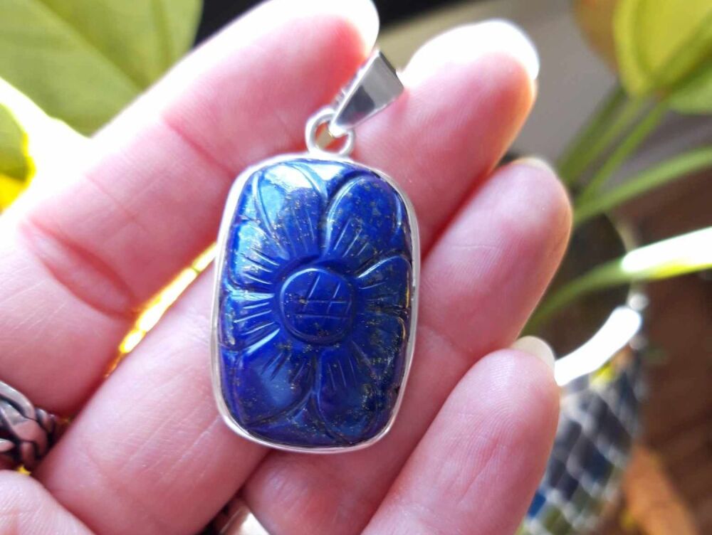 REFURBISHED Sterling silver & carved lapis lazuli pendant