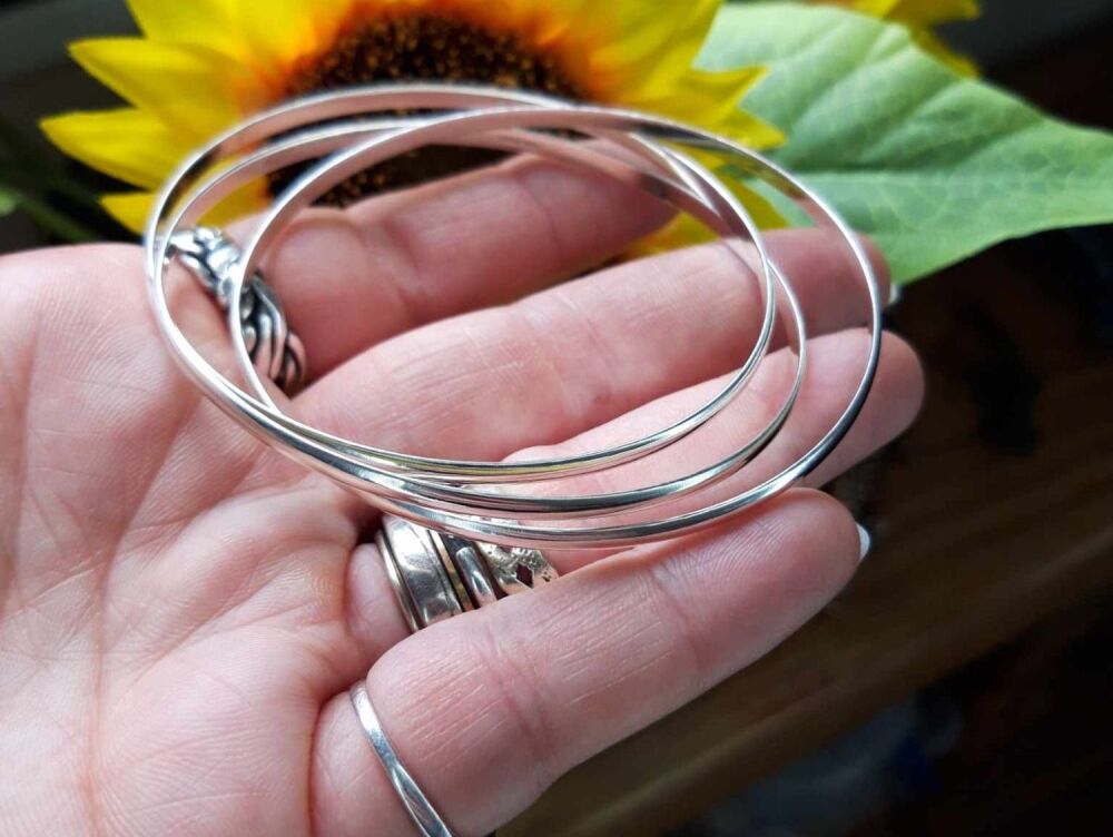 REFURBISHED Sterling silver Russian bangles (three interlocked bangles)