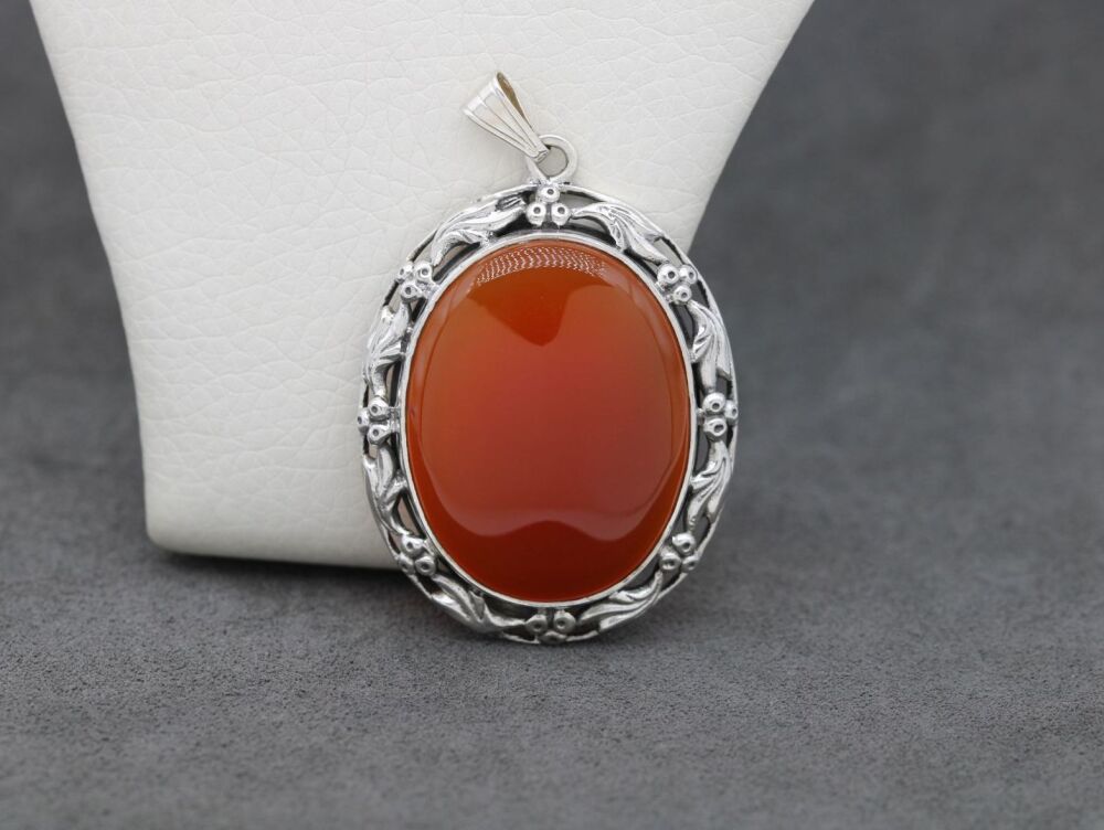 REFURBISHED Vintage sterling silver framed carnelian pendant