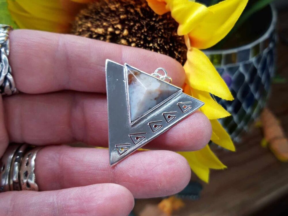 REFURBISHED Unusual triangular sterling silver & agate pendant