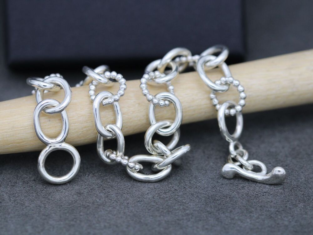 HANDMADE Sterling silver plain & bead chain toggle bracelet