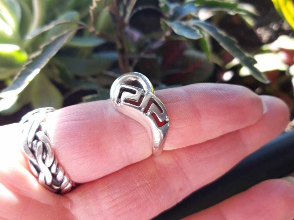 REFURBISHED Unusual asymmetric sterling silver ring with a Greek key pattern (L)