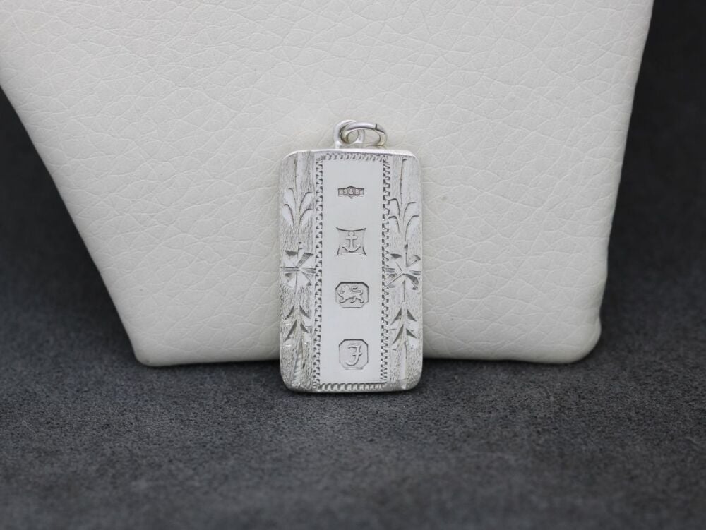 REFURBISHED Decorative vintage sterling silver ingot pendant