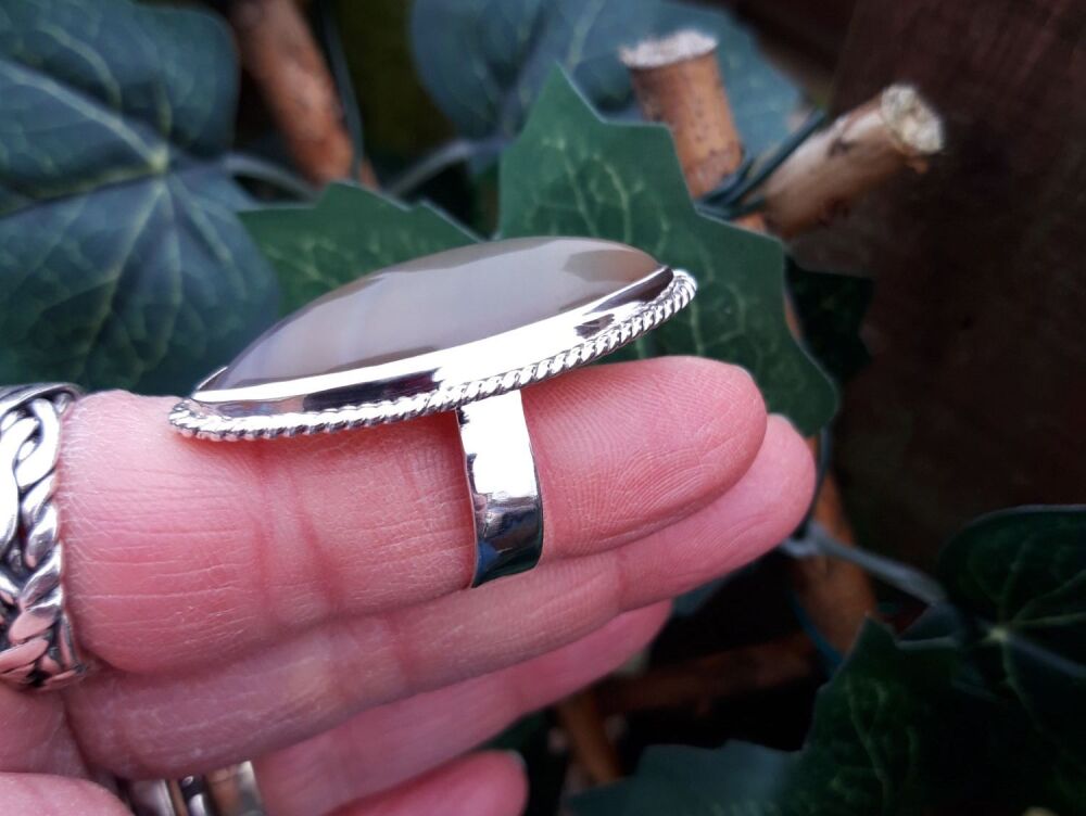 REFURBISHED Long sterling silver & agate ring (U)
