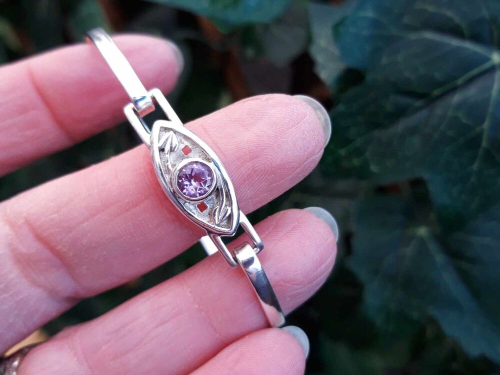 REFURBISHED Sterling silver & amethyst bangle