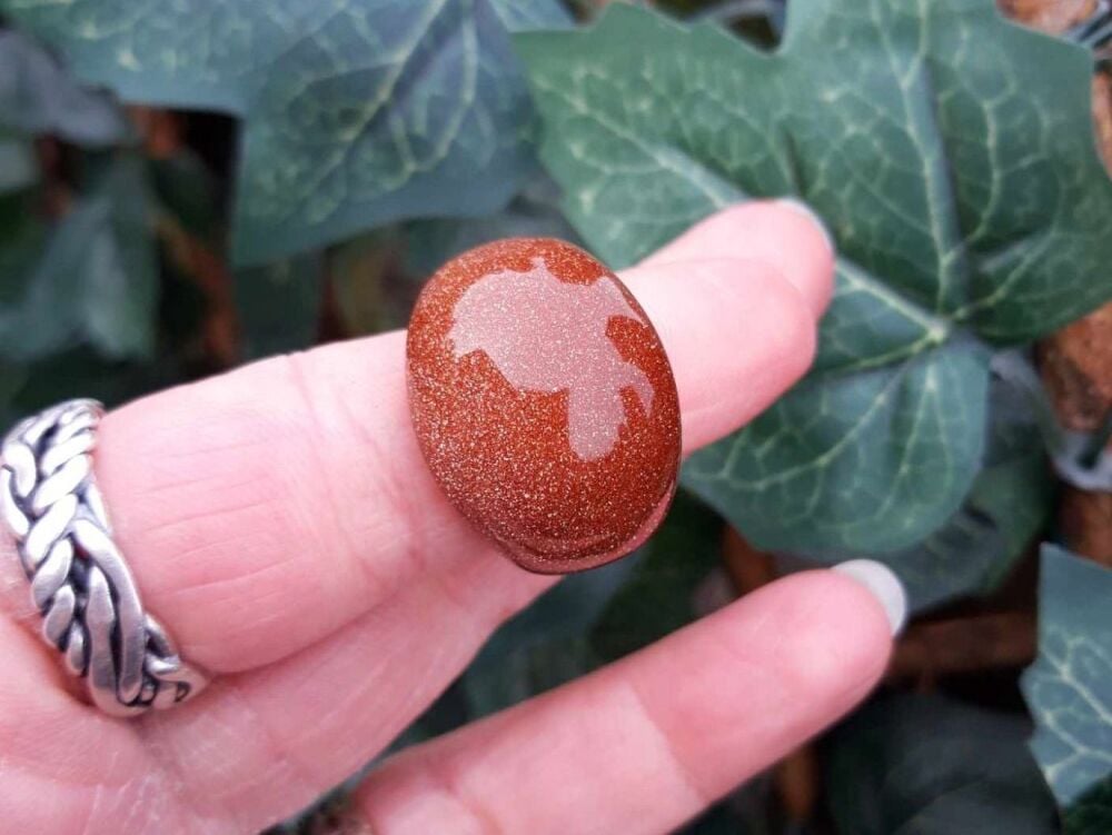 REFURBISHED Statement sterling silver & goldstone ring (O)