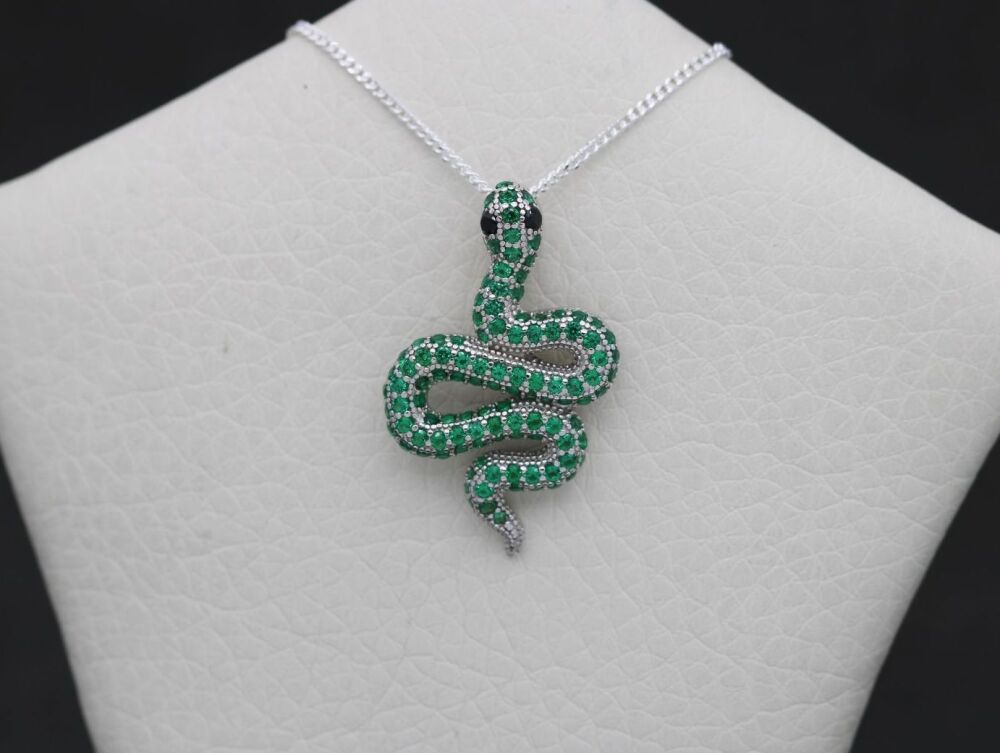 REFURBISHED Sterling silver snake necklace with simulated green & black gem