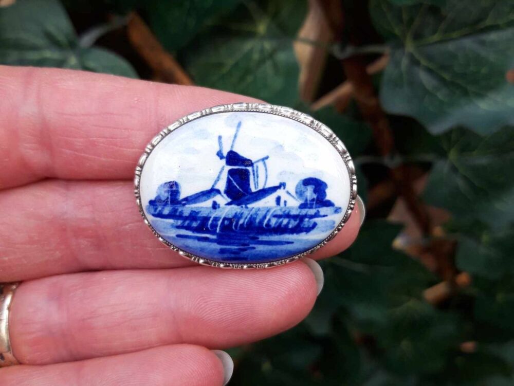 REFURBISHED Sterling silver brooch with a ceramic blue & white windmill scene