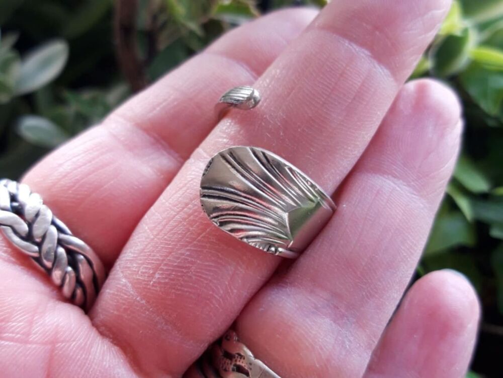 REPURPOSED Spoon ring (T)