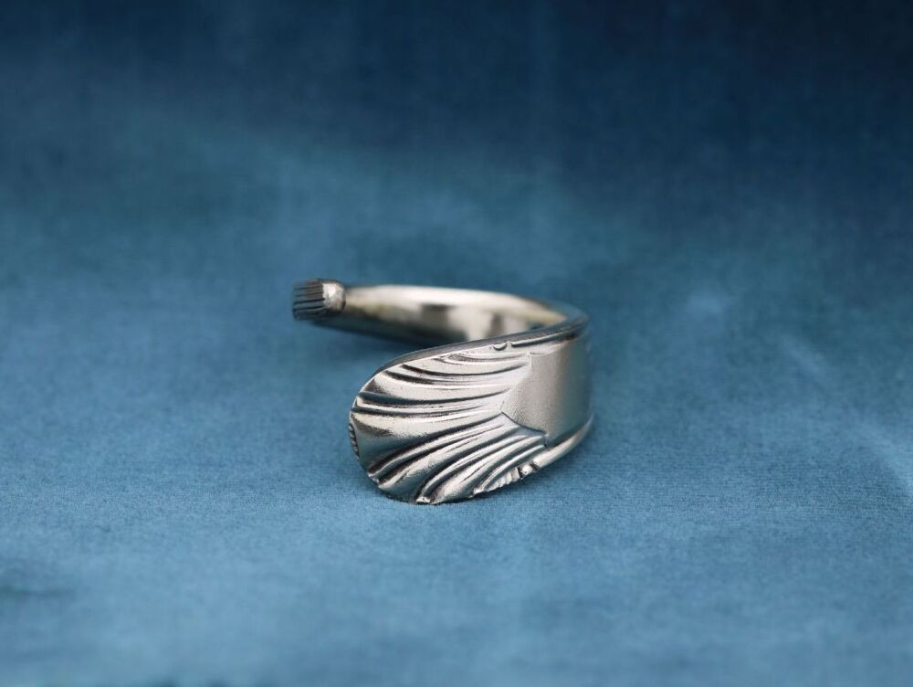REPURPOSED Spoon ring (T)