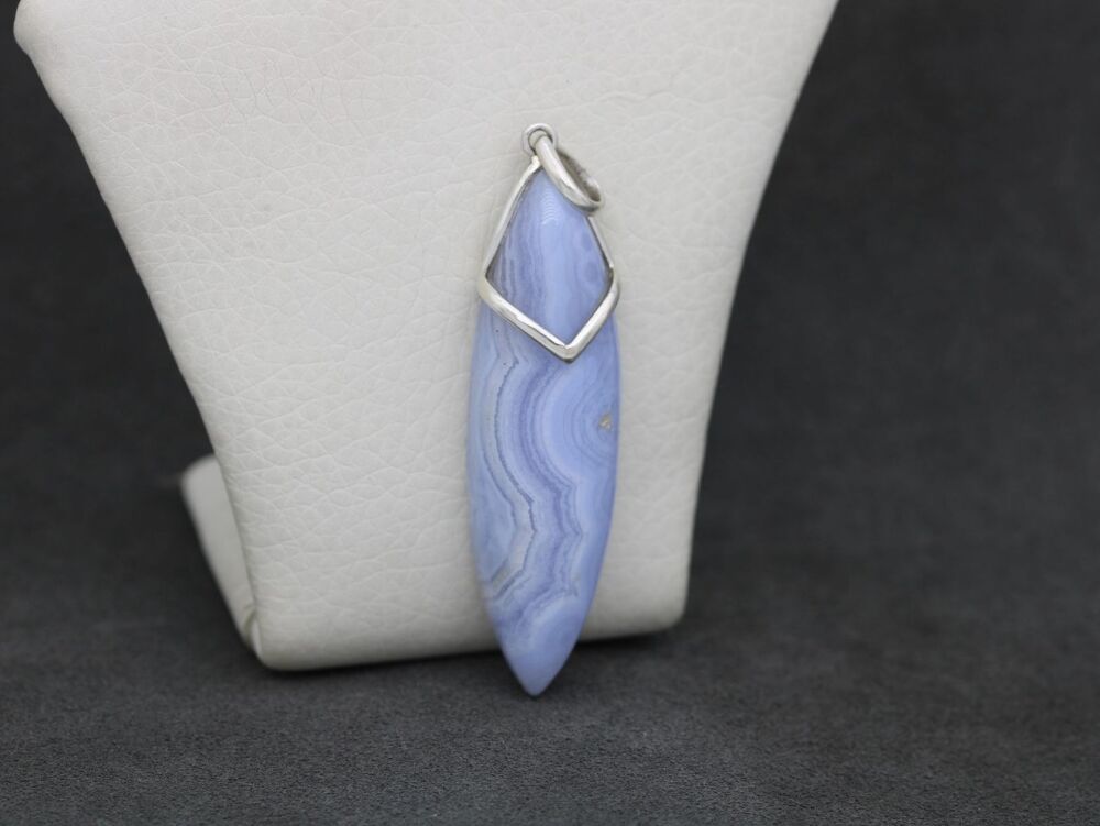 REFURBISHED Long sterling silver & blue lace agate pendant