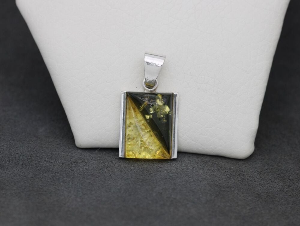 REFURBISHED Sterling silver & mixed amber pendant