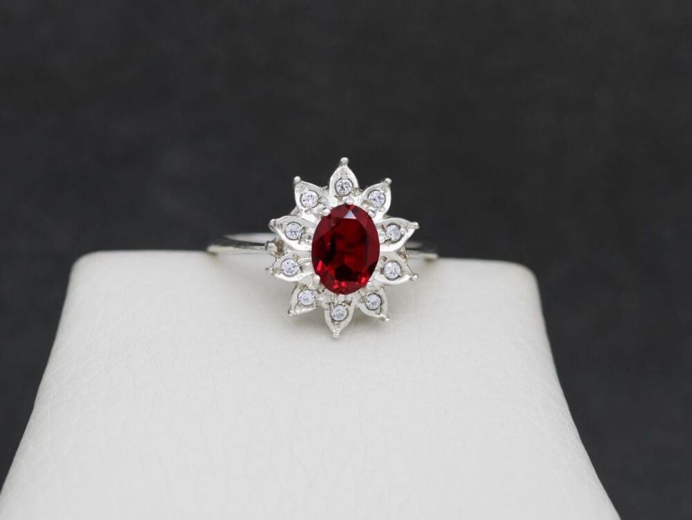 REFURBISHED Sterling silver cluster ring with deep pink & clear stones (P ½)
