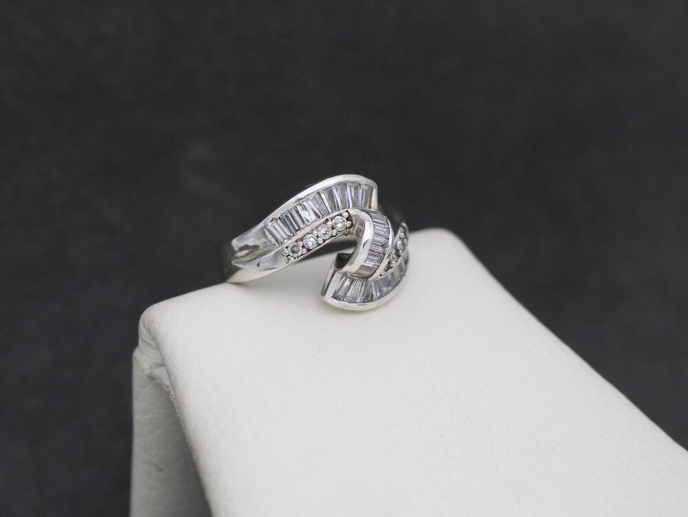 REFURBISHED Unusual sterling silver cocktail ring with clear stones (Q)