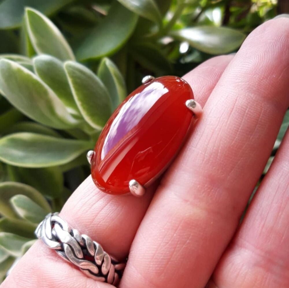 REFURBISHED Bold sterling silver & carnelian ring (M)