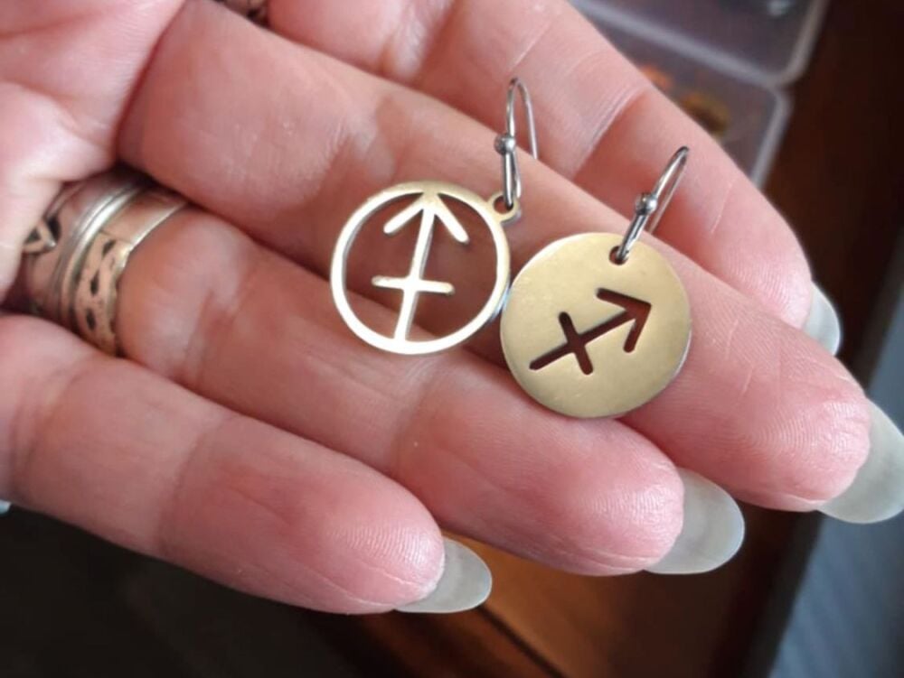 STAINLESS STEEL Sagittarius symbol earrings