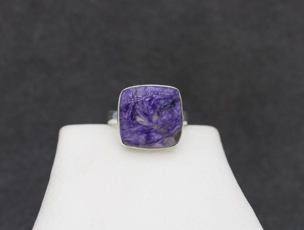 REFURBISHED Sterling silver & charoite ring (S)