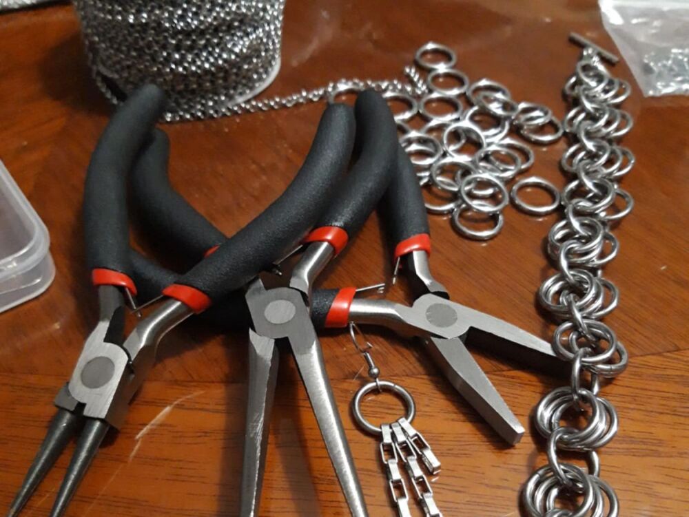 .4th March (Wednesday) Non-Precious Metals Jewellery 6-8pm