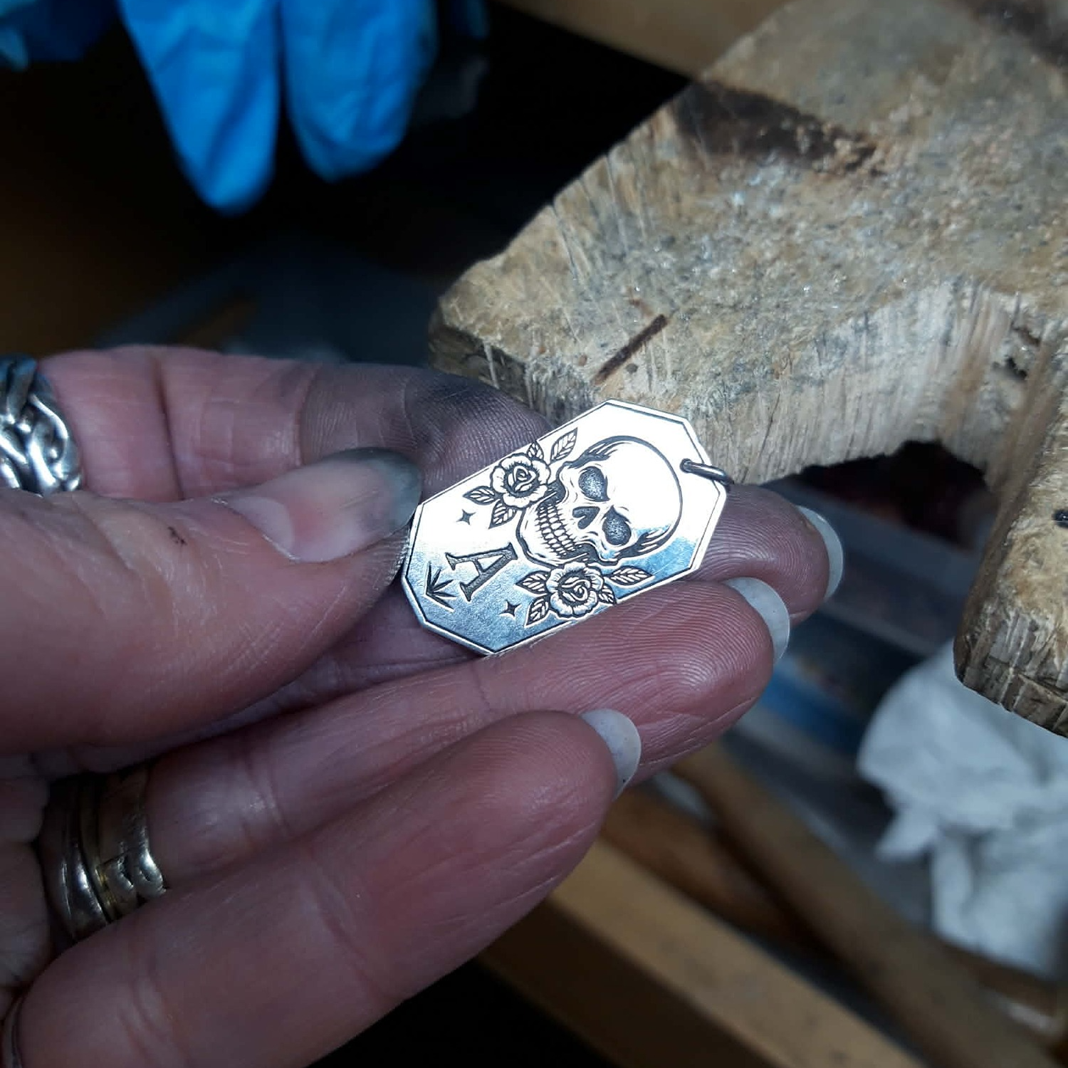 finished skull in hand (15).jpg