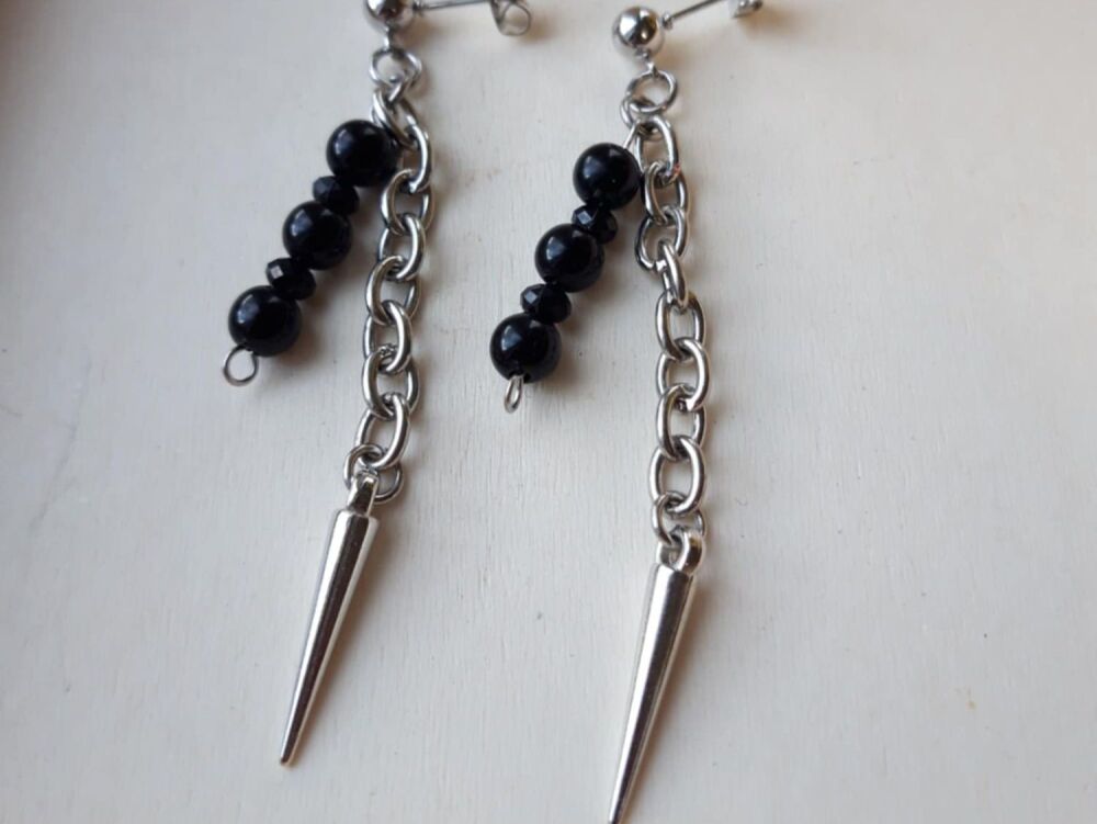 30th April 2026 (Thursday) Costume Jewellery Upcycling 7-9pm