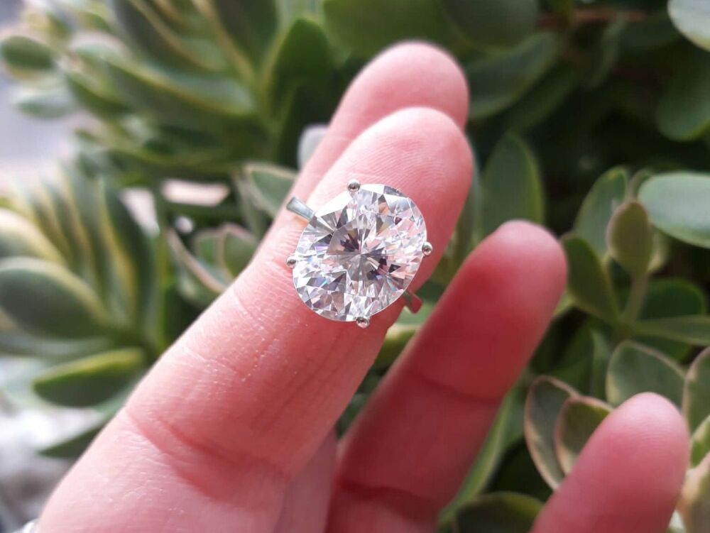 REFURBISHED Bold sterling silver & oval CZ solitaire ring (I &frac12;)