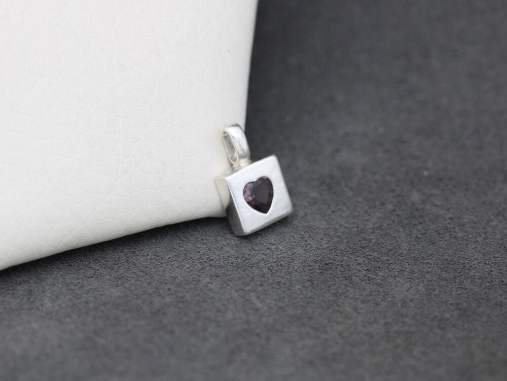 REFURBISHED Small sterling silver square pendant set with a purple heart
