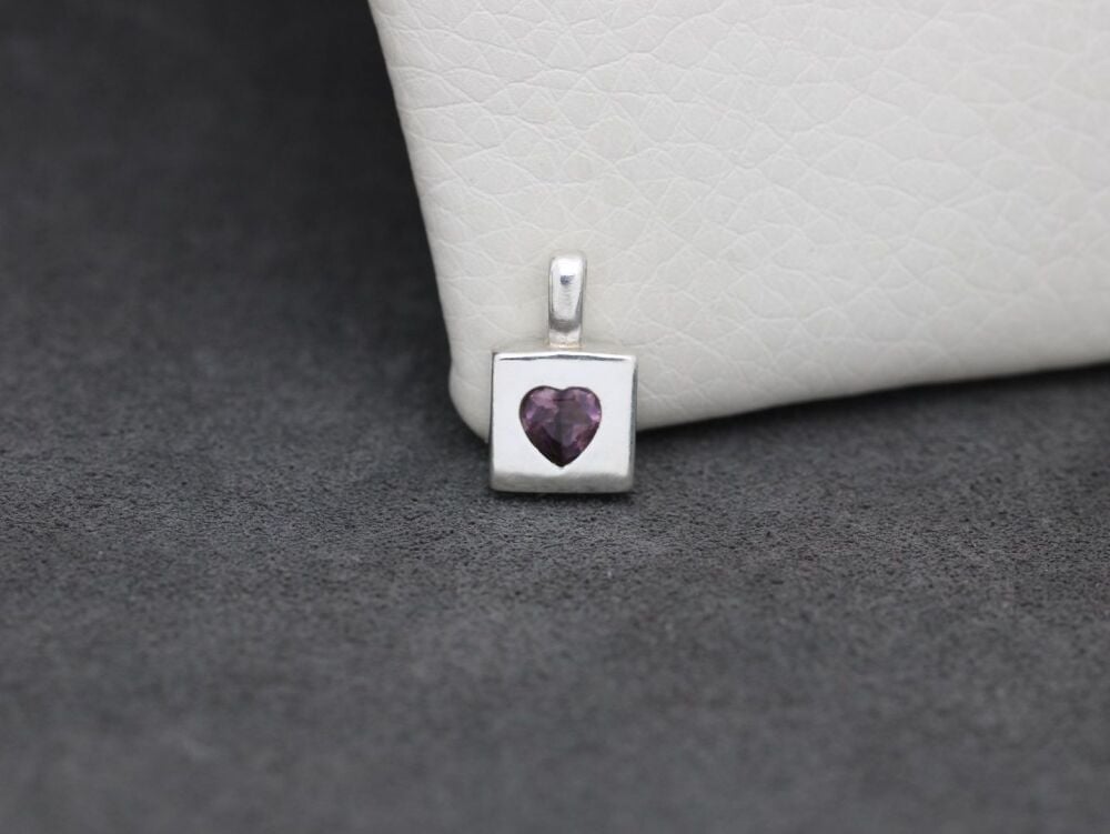 REFURBISHED Small sterling silver square pendant set with a purple heart
