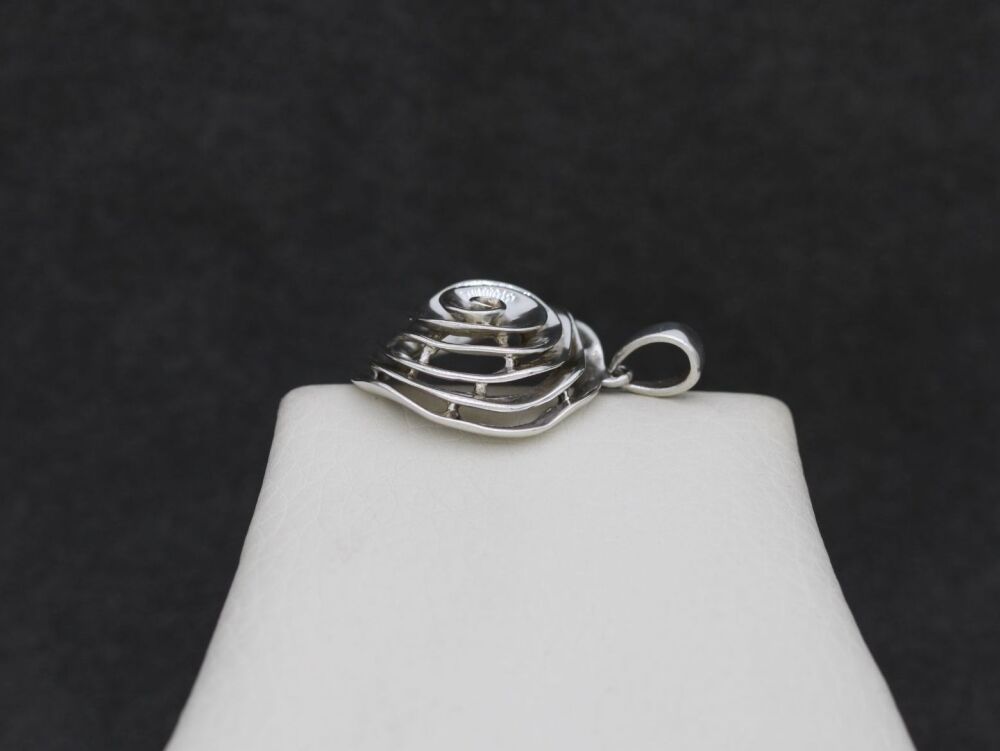 REFURBISHED Sterling silver spiral flower pendant
